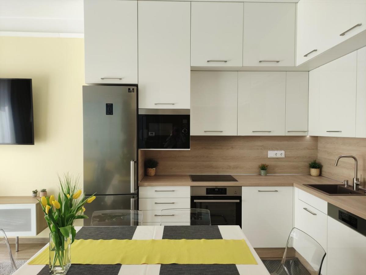 Nest2 Apartments Keszthely Buitenkant foto